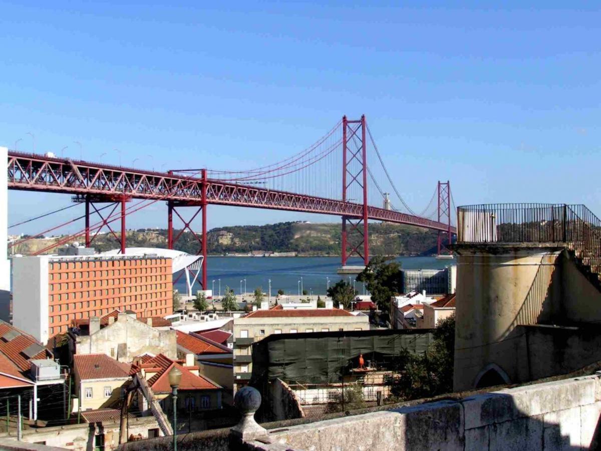 Alto De Santo Amaro Terrace Apartment Lissabon