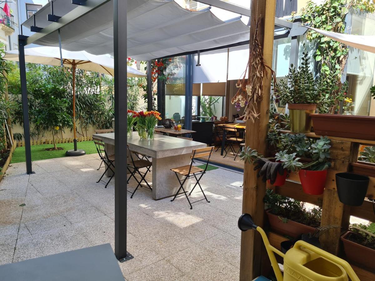 Alto De Santo Amaro Terrace * Lissabon